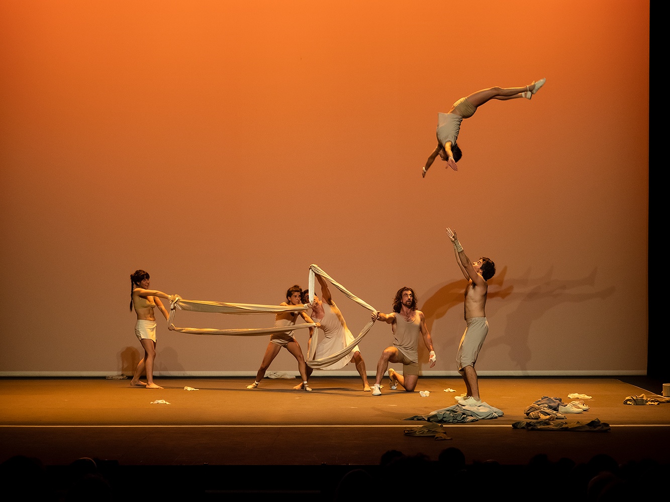 Espectaculo desprovisto 49