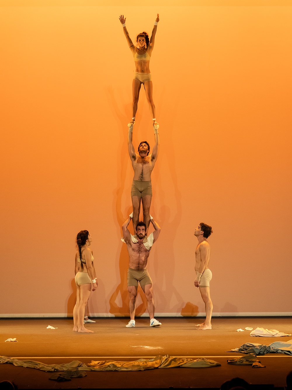 Espectaculo desprovisto 55